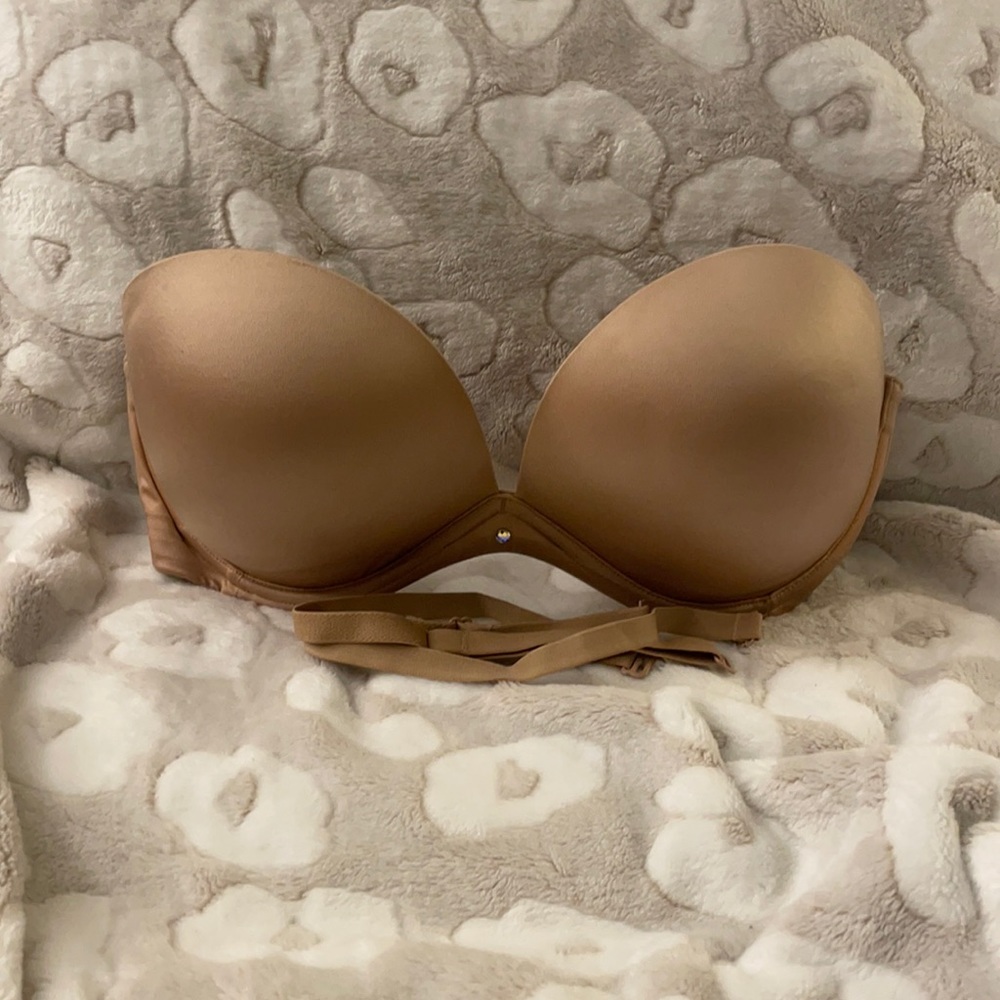 Victoria’s Secret Strapless Bra